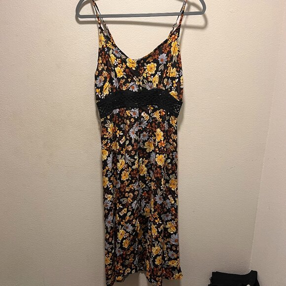 No Comment Black/Yellow Crochet Floral Dress Size Large - Picture 1 of 7